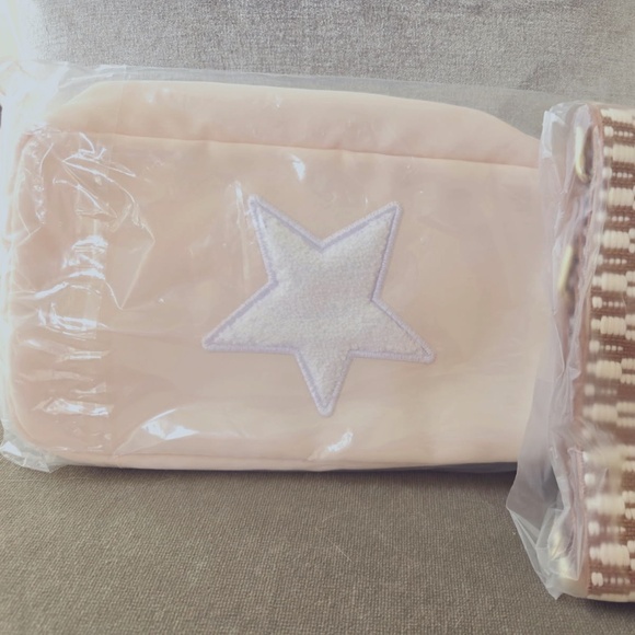 Bloc bag  in ivory w/ white star & adjustable crossbody or shoulder  strap NEW - Picture 6 of 16